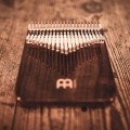 Kalimba MEINL 21 tonów (czarny orzech) + etui  09