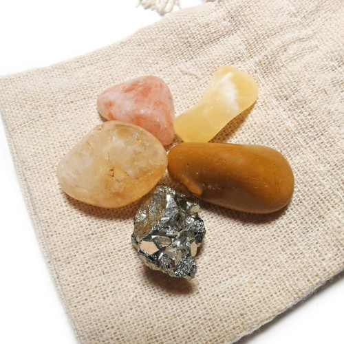 Słoneczny Zestaw Minerałów (kamień słoneczny, piryt, cytryn, 
 żółty jaspis, żółty kalcyt)