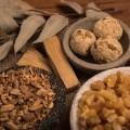 sagrada-madre-bomby-palo-santo-olibanum2.jpg