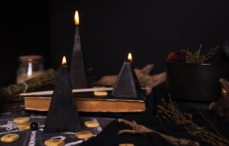 czarne świece zdejmowanie klątwy